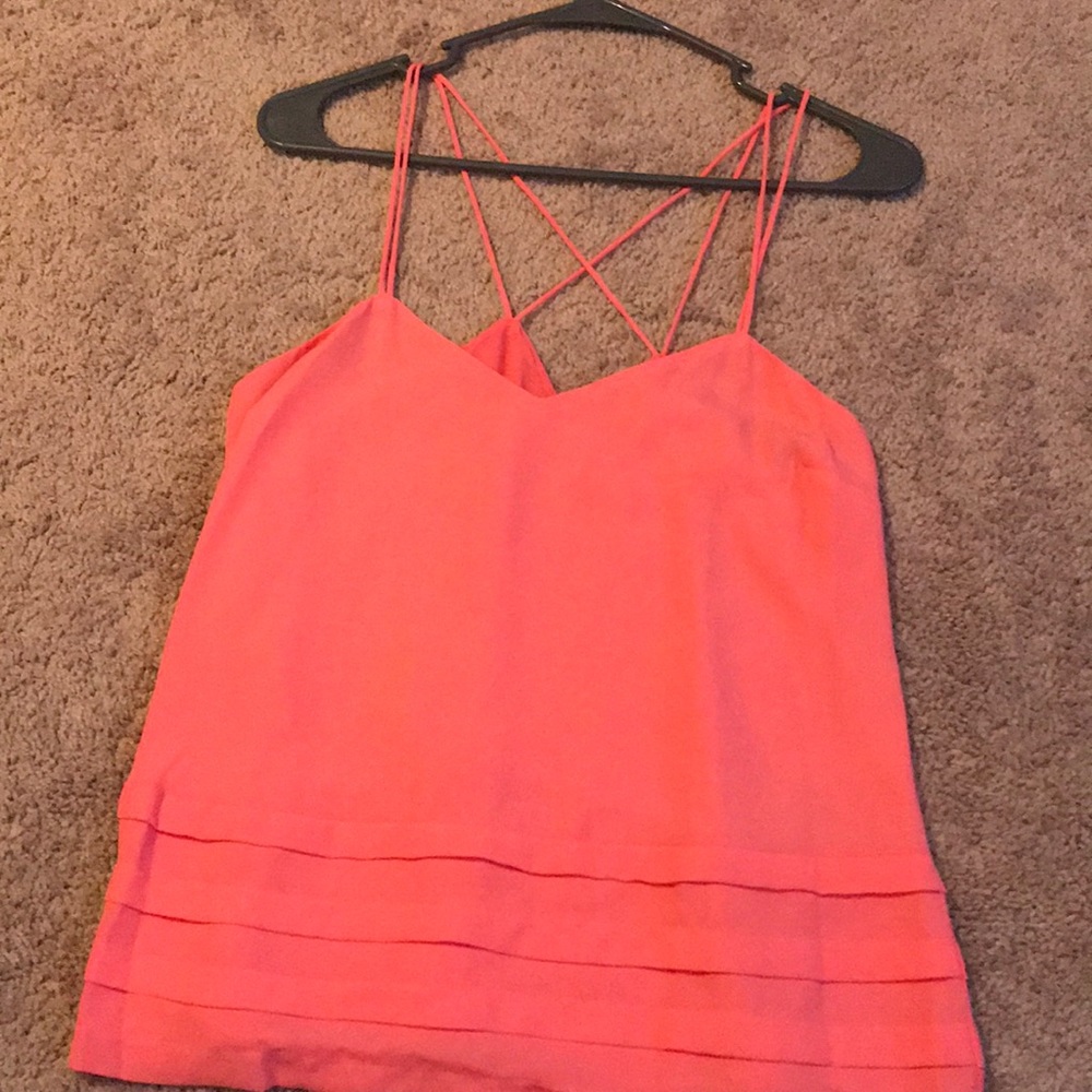 Pink tank top